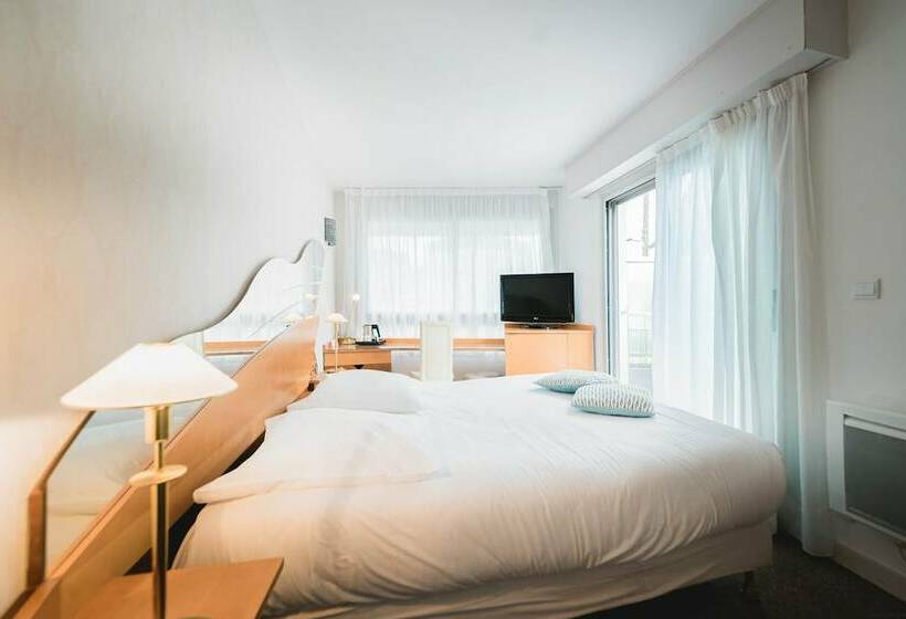 غرفة عائلية, Le Crystal Dinard Plage