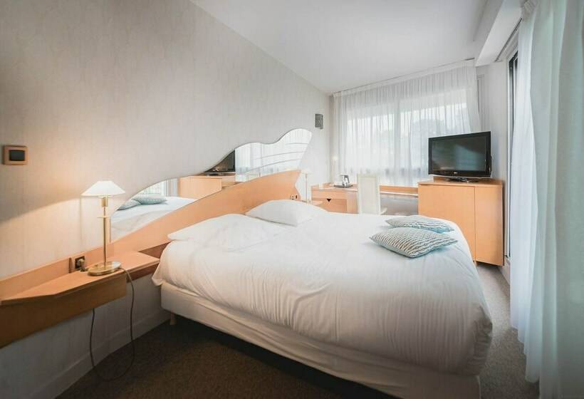 غرفة عائلية, Le Crystal Dinard Plage