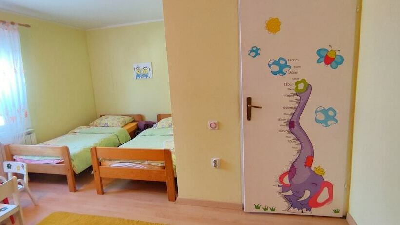 １ベッドルームハウス, Discover The Magic Of Nature