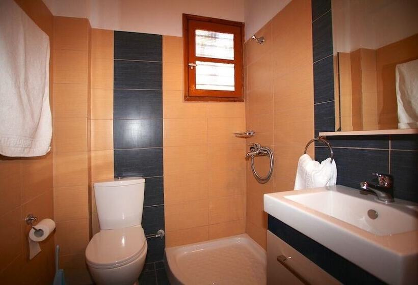 اتاق استاندارد, Christos Guesthouse