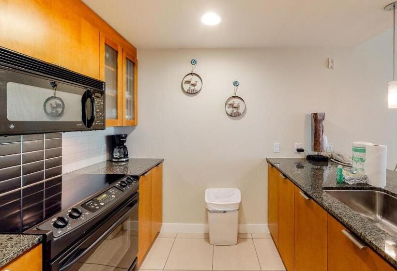 شقة غرفة واحدة, Bahia Condos