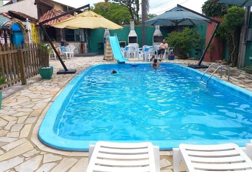 جناح مطلّ علي حمام السباحة, Pousada Vila D  Itália