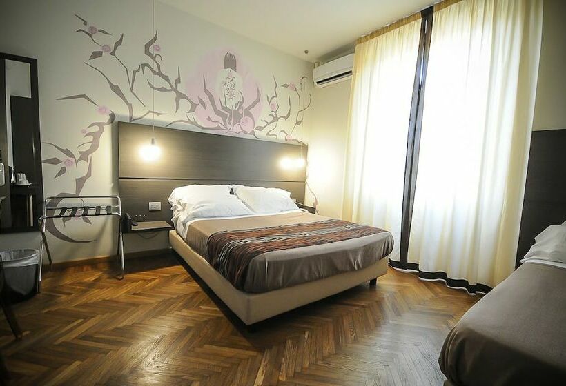 디럭스 트리플 룸, Tirreno