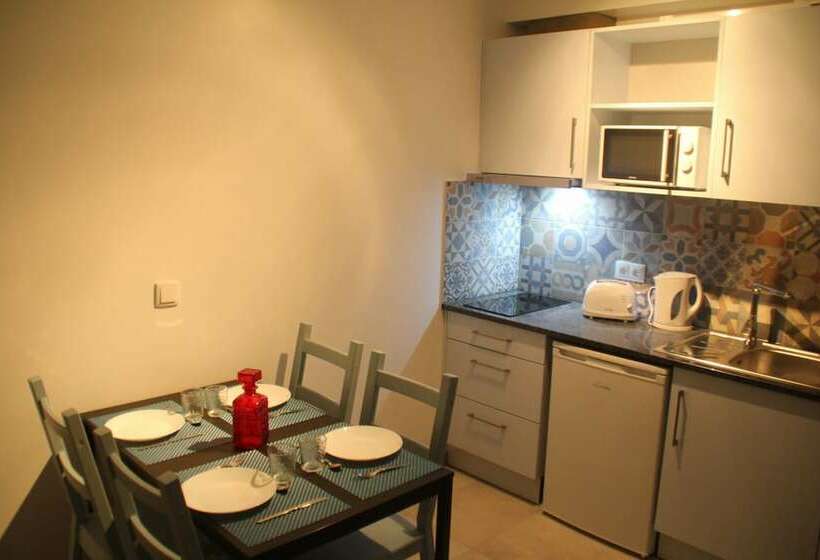 Апартаменты 1 Спальня Вид на Сад, Verdemar Guest House