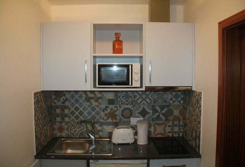 庭の見える1ベッドルームアパートメント, Verdemar Guest House