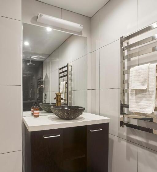 带2个卧室的公寓, The Address Akakura