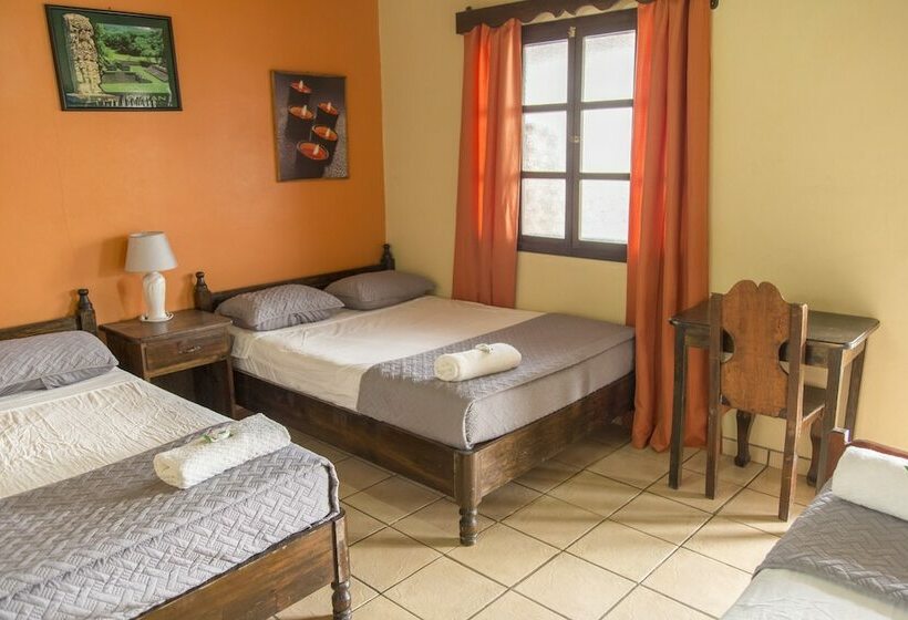 패밀리 룸, Berakah B&b