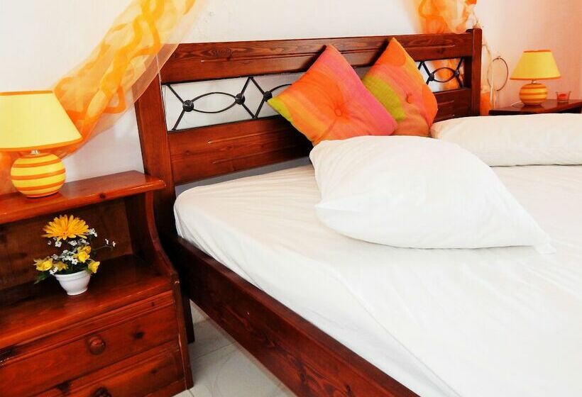 آپارتمان 1 خوابه همکف, Evelina Beach Pension A Breath Away From The Black Beach Offer Plenty Of Accommodation Type To Suit