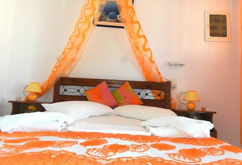 آپارتمان 1 خوابه همکف, Evelina Beach Pension A Breath Away From The Black Beach Offer Plenty Of Accommodation Type To Suit