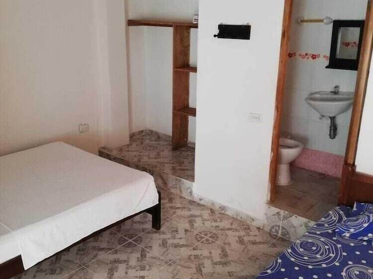 带双人床的基本房间, Cabañas De Tolú