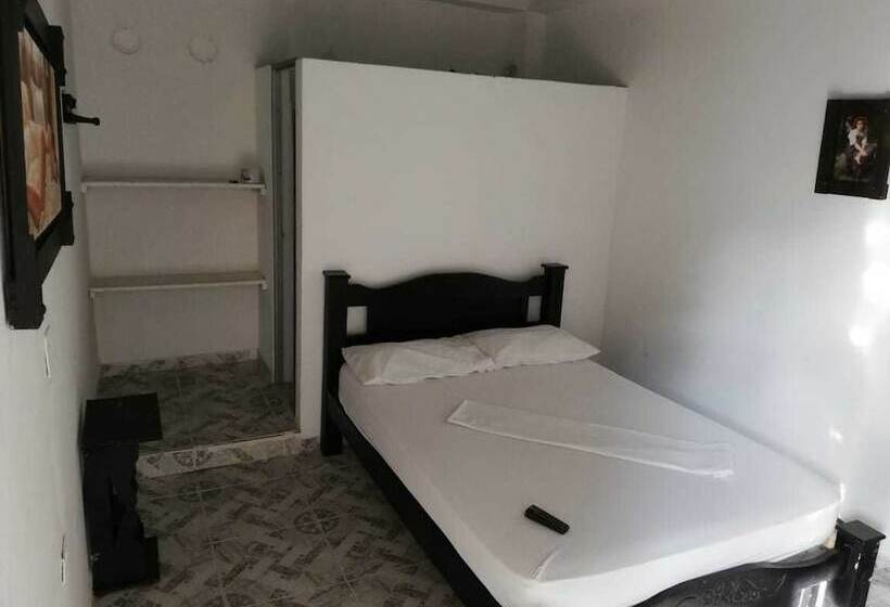 带双人床的基本房间, Cabañas De Tolú