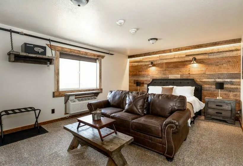 キングサイドベッドのスタンダードワンルーム, The Adventure Inn Yellowstone