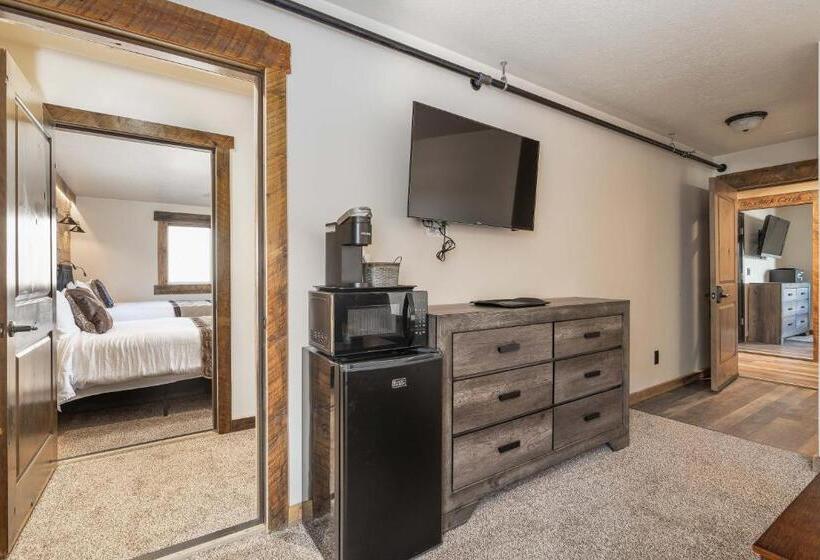 Suite Łóżko King Size, The Adventure Inn Yellowstone