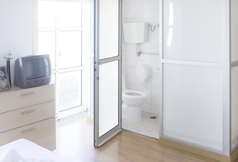 اتاق استاندارد, The Pocket Pillow House