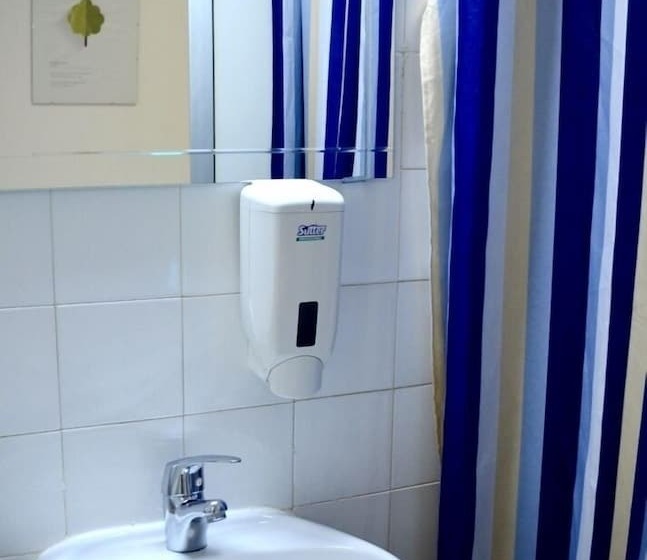 Economy Triple Room, The Pocket Pillow House