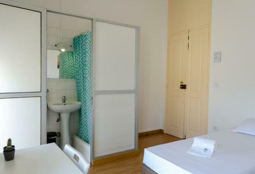 اتاق استاندارد, The Pocket Pillow House