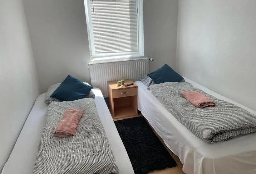 バス共有のスタンダードルーム, Padborg Inn   Simple Rooms & Modern Apartments