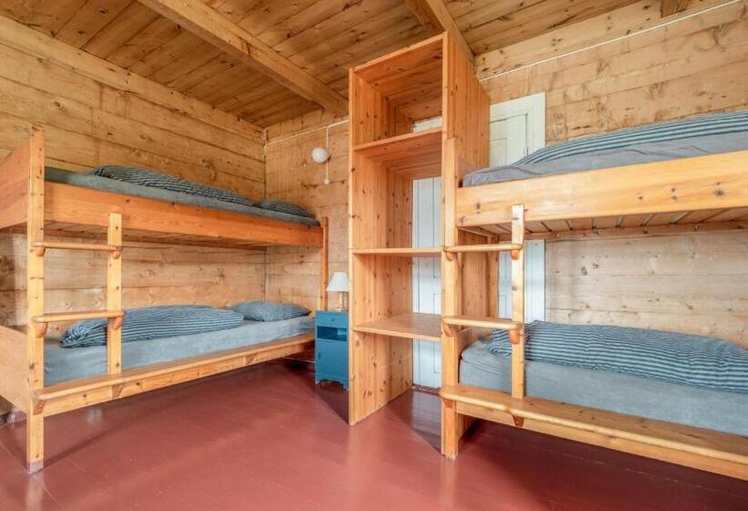 Кровать в Общей Комнате, Turtagrø