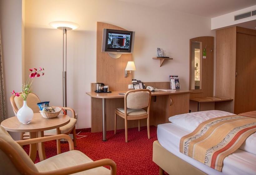 חדר קומפורט, Alarun