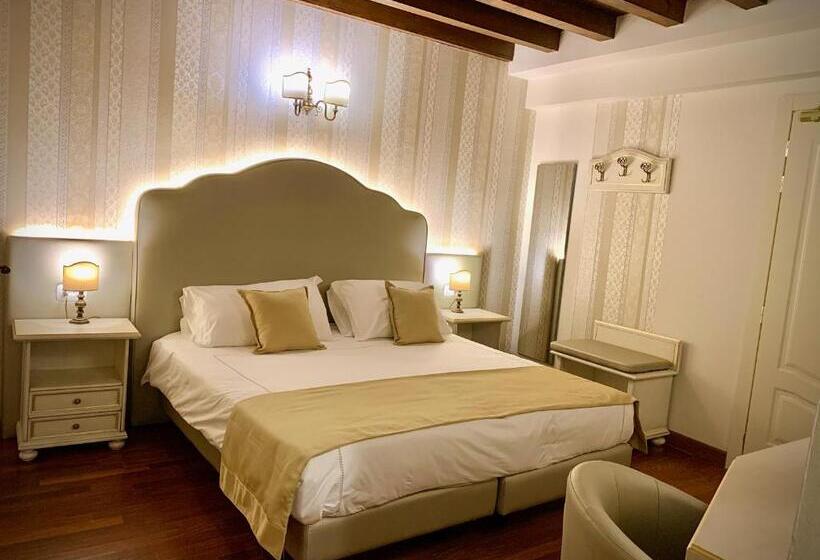 غرفة قياسية, Albergo Gardesana