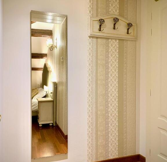 غرفة قياسية مزوَّدة بشُرفة, Albergo Gardesana