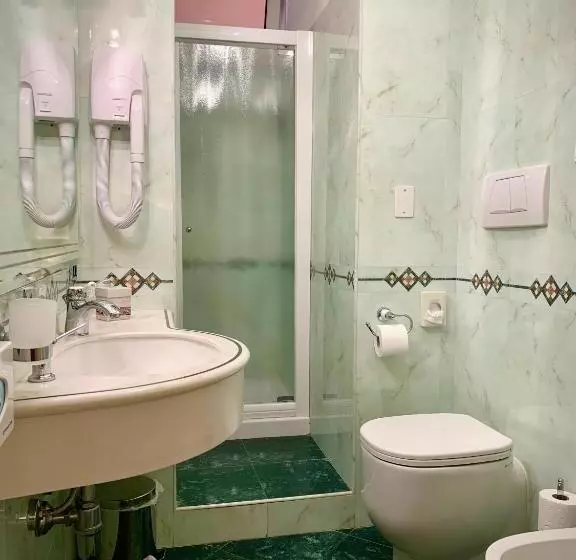 スタンダードシングルルーム, Albergo Gardesana