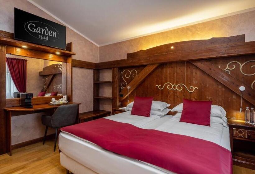 デラックスルーム, Garden Wellness Hotel S