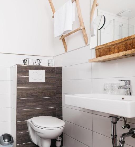 스탠다드 룸, Krögers