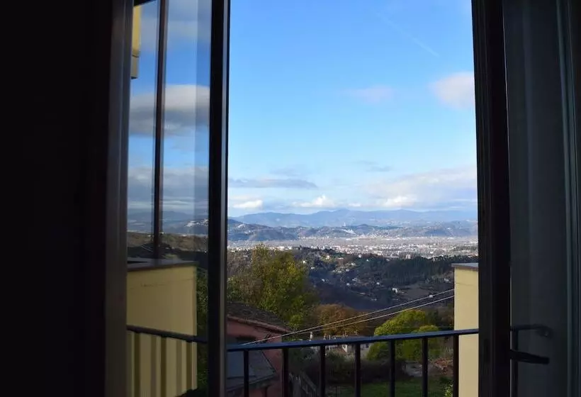 スタンダードルーム, La Castellana