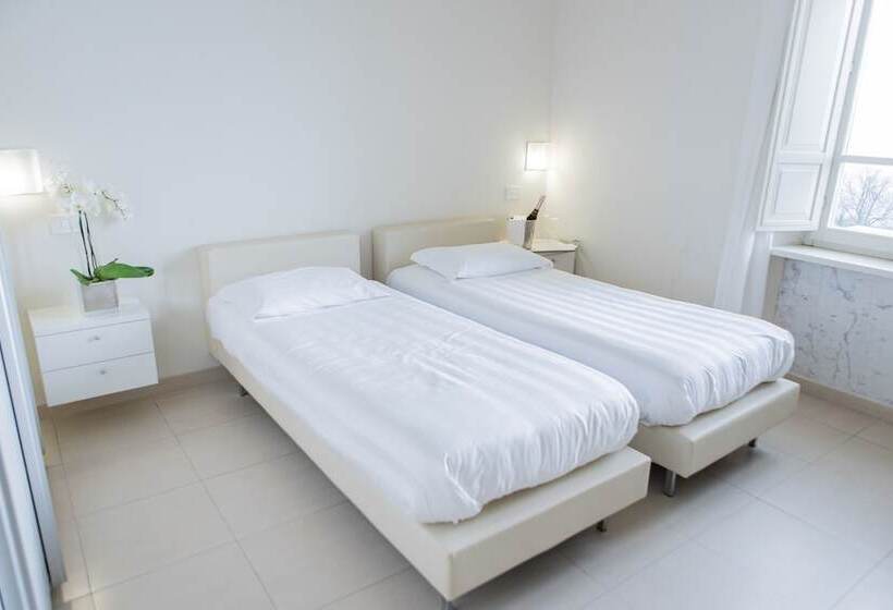 Номер Economy, La Castellana