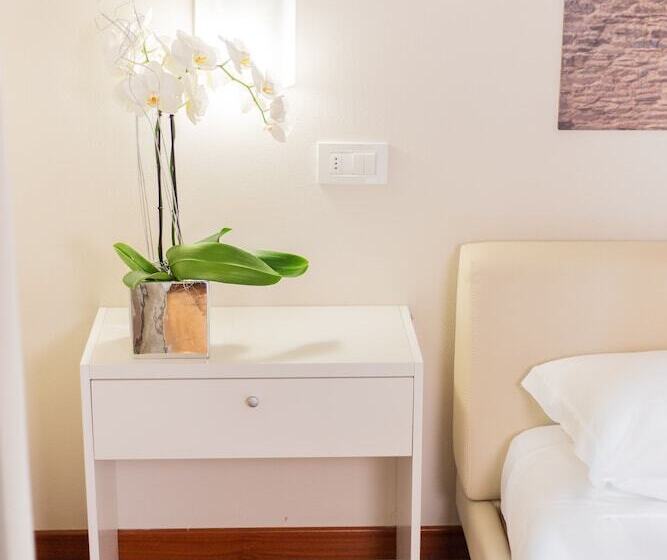 Номер Economy, La Castellana