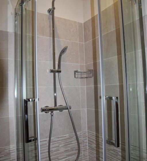 غرفة قياسية مطلّة علي البحيرة, Lago Park