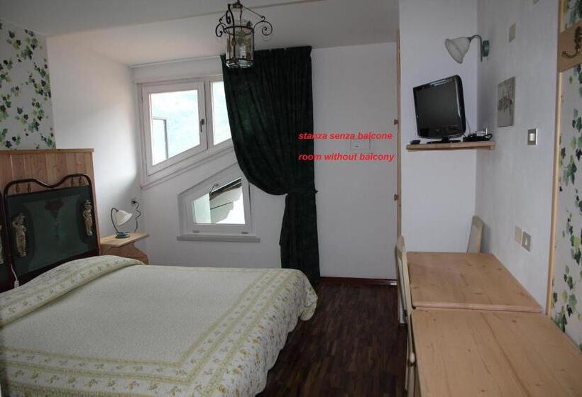 غرفة قياسية مطلّة علي البحيرة, Lago Park