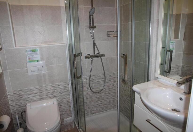 غرفة قياسية, Lago Park