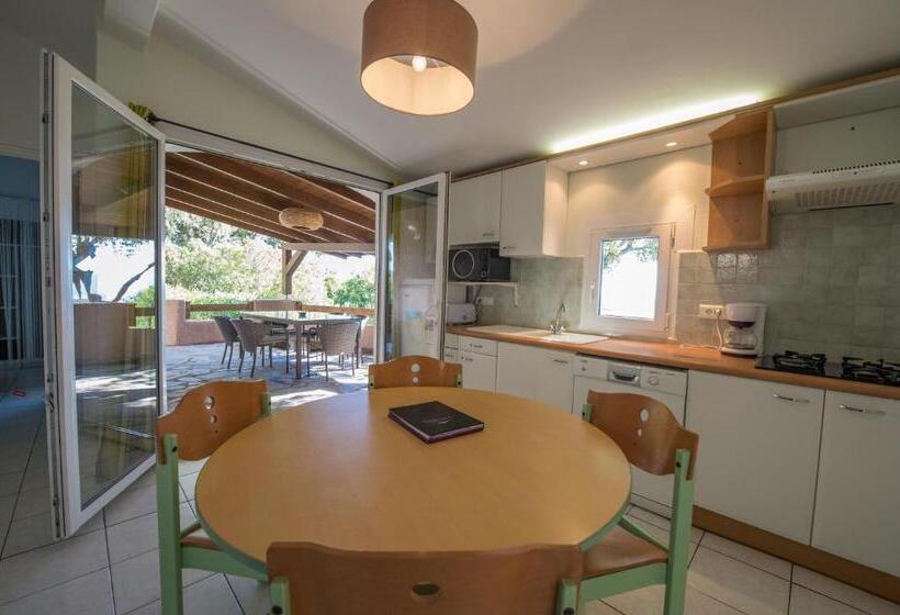 וילת חדר שינה 1 עם נוף לים, Les Hauts De Portovecchio