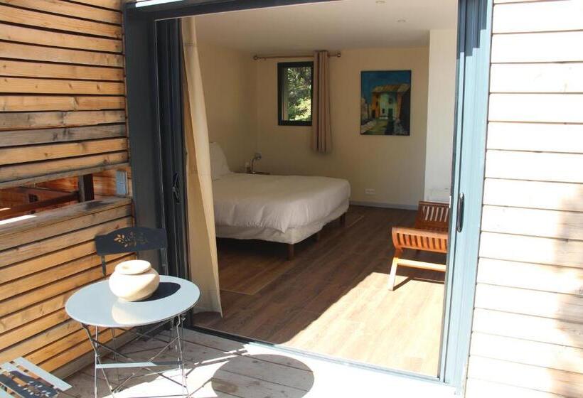 קוטג' דלוקס, Les Hauts De Portovecchio