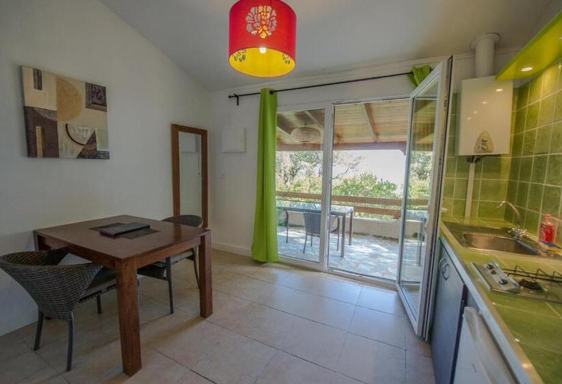 וילת חדר שינה 1 עם נוף לים, Les Hauts De Portovecchio