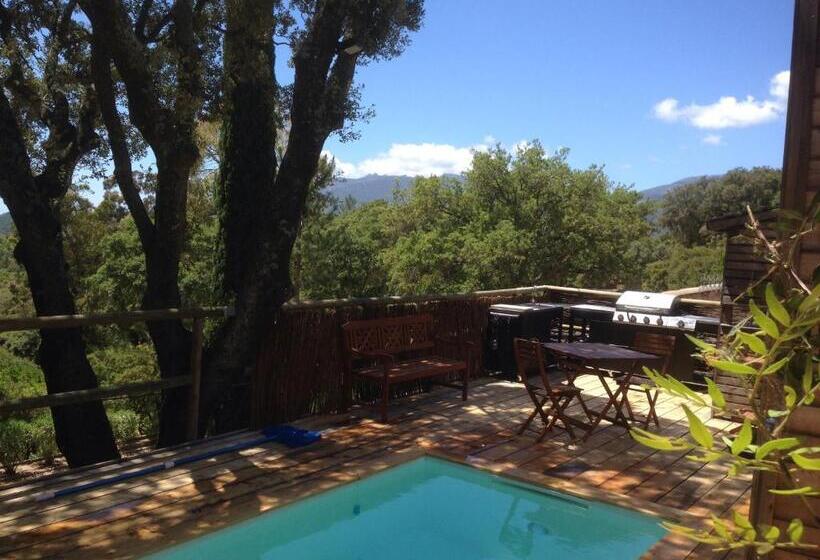 קוטג' דלוקס, Les Hauts De Portovecchio