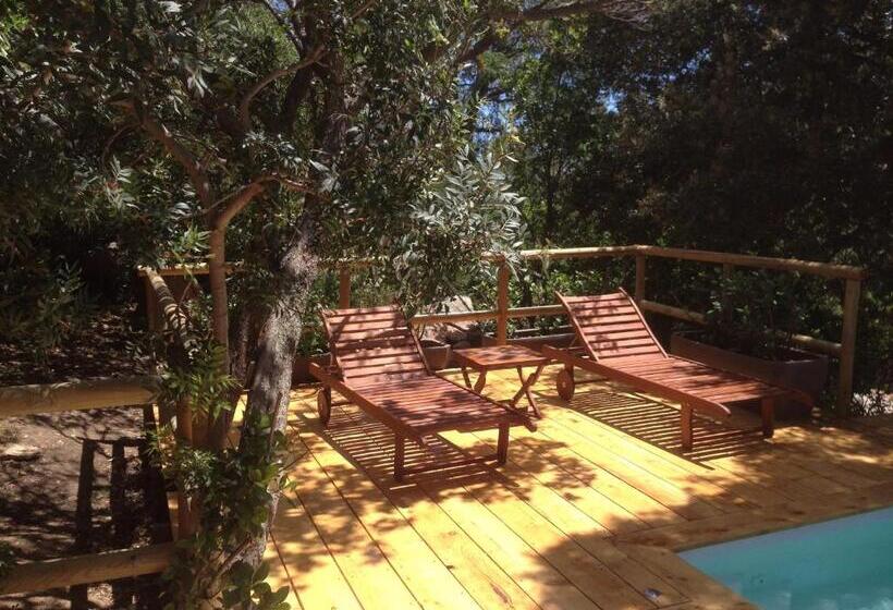 קוטג' דלוקס, Les Hauts De Portovecchio