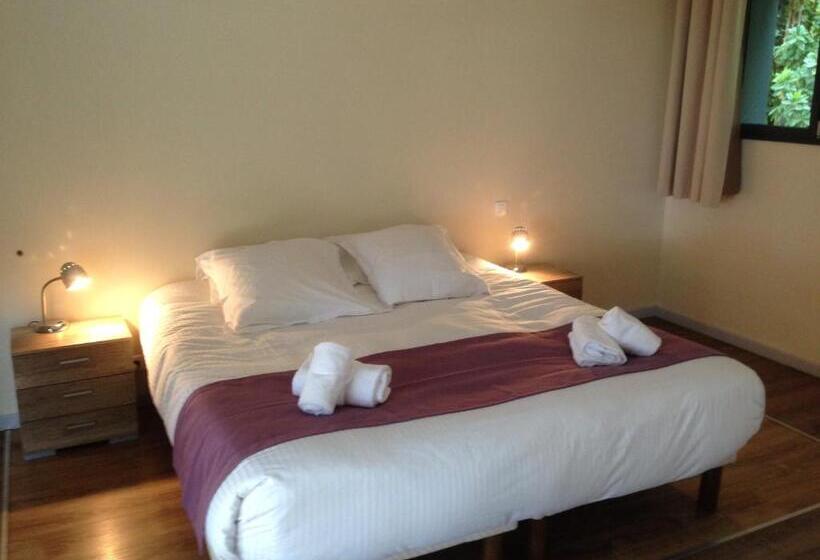 קוטג' דלוקס, Les Hauts De Portovecchio