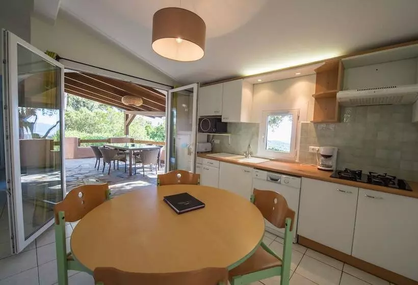 Premium-villa 2 Makuuhuonetta, Les Hauts De Portovecchio