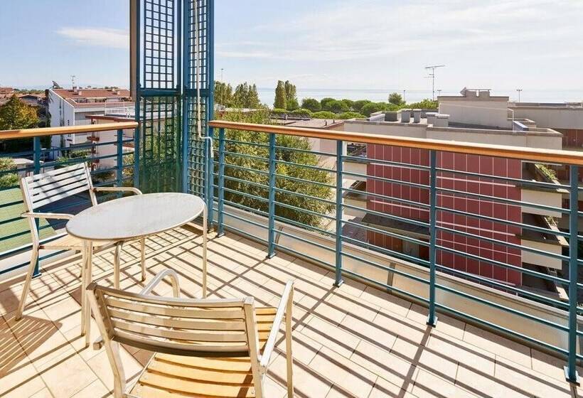 اتاق استاندارد با چشم‌انداز دریا, Rialto