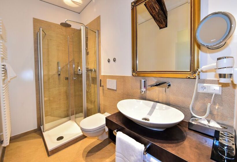 Habitación Estándar, Schloss Hotel Wasserburg