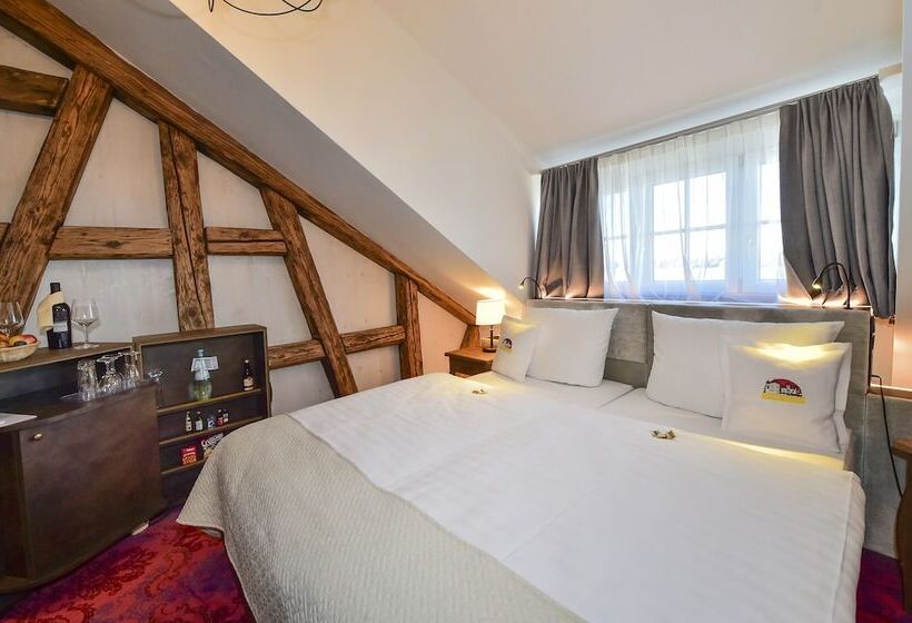 Номер Стандарт, Schloss Hotel Wasserburg
