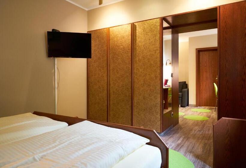 컴포트 룸, Sonnenhof