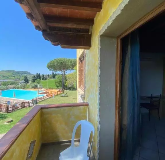 Juniorsviitti Parveke, Tenuta La Lupa