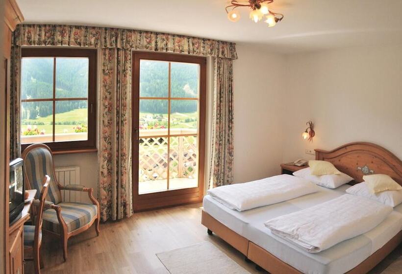 Номер Economy, Turmhotel Gschwendt