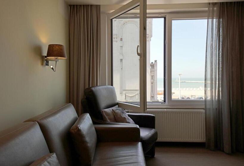 غرفة قياسية رباعية مطلة على البحر, Uilenspiegel