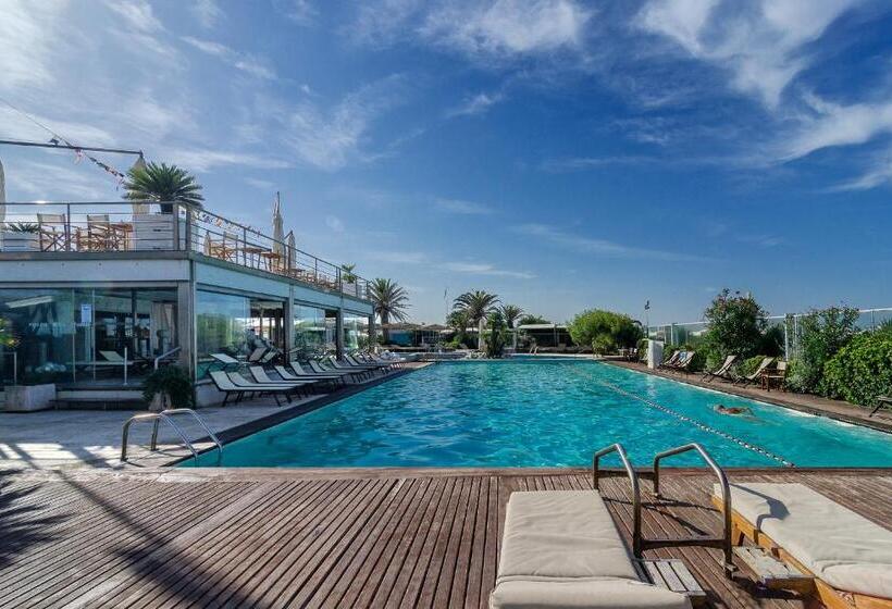 غرفة قياسية مزودة بجاكوزى, Verdemare