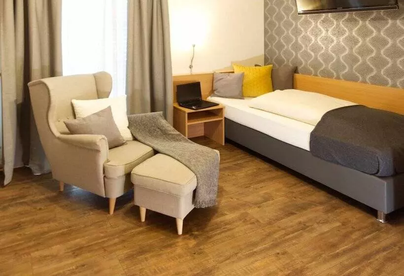 اتاق استاندارد یک نفره, Gastehaus Zehmerhof Bei Erding